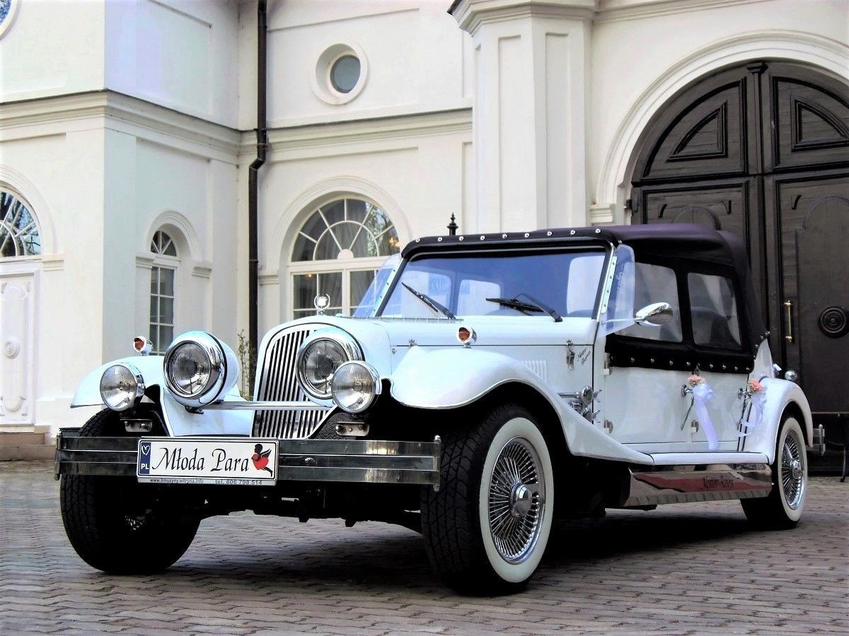 Klasyczny samochód na wesele wynajem Rentalo.pl