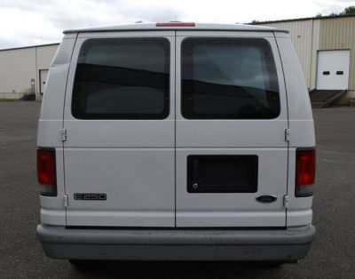 Samochód dostawczy Ford Base 3dr Cargo Van